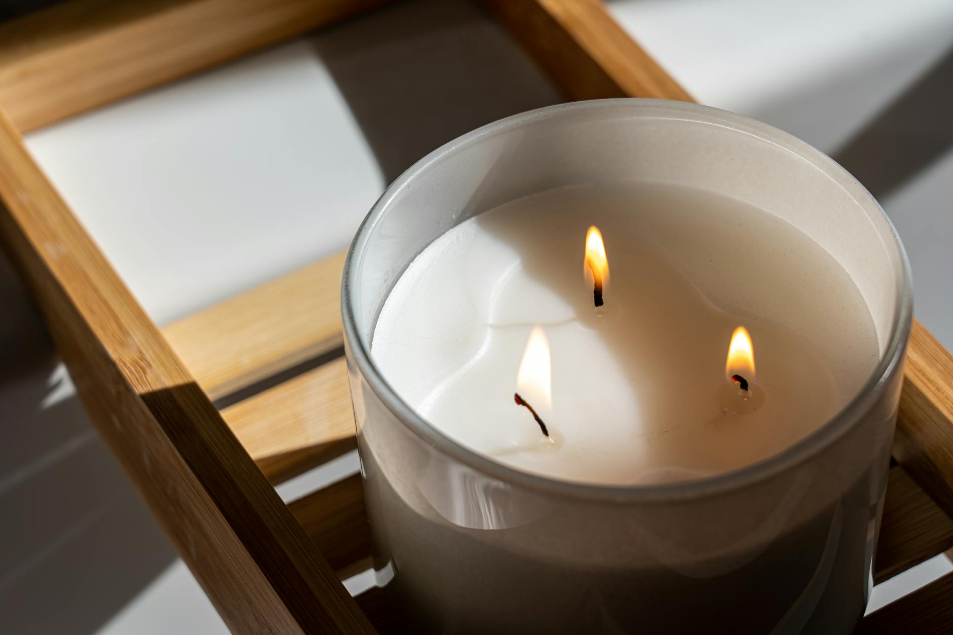 Read more about the article Why Your Candle Wick Keeps Going Out