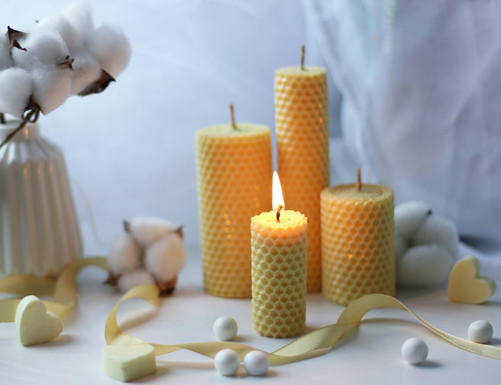 Read more about the article Beeswax Candles: A British Tradition Worth Reviving